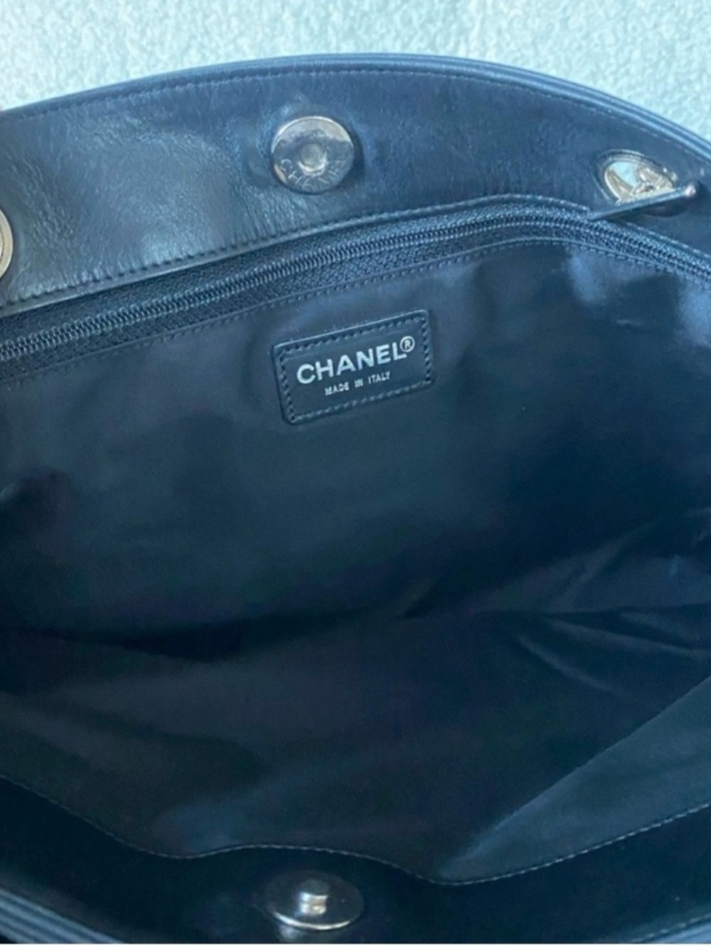 /Authentic CHANEL No.5 Lambskin Leather Tote - Picture 9 of 11